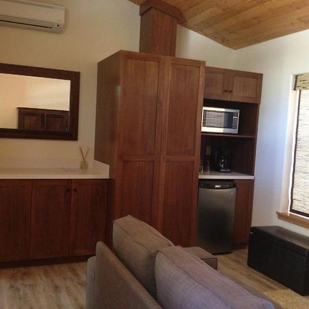 Stone Canyon Inn Тропик Екстериор снимка