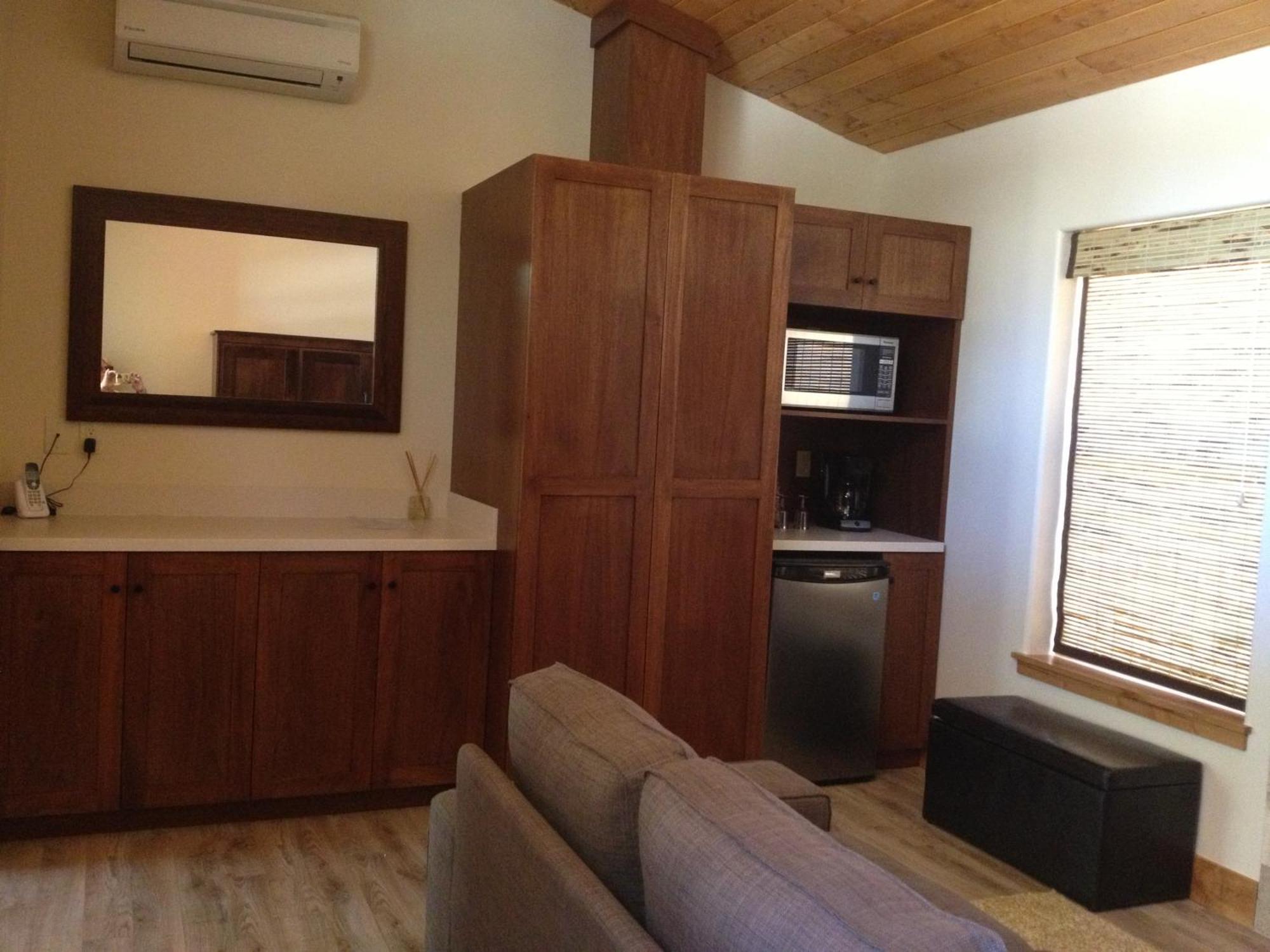 Stone Canyon Inn Тропик Екстериор снимка